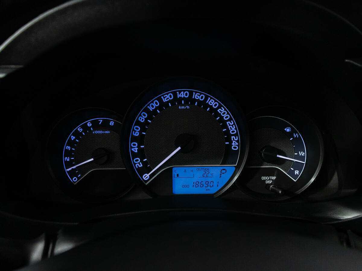 Toyota Corolla 2013 года с пробегом. Фото: #11