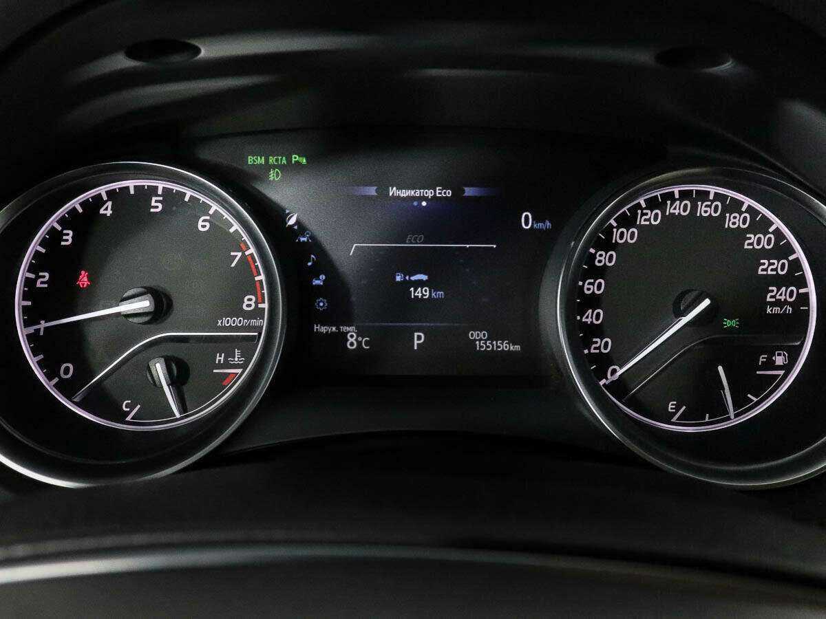 Toyota Camry 2018 года с пробегом. Фото: #8
