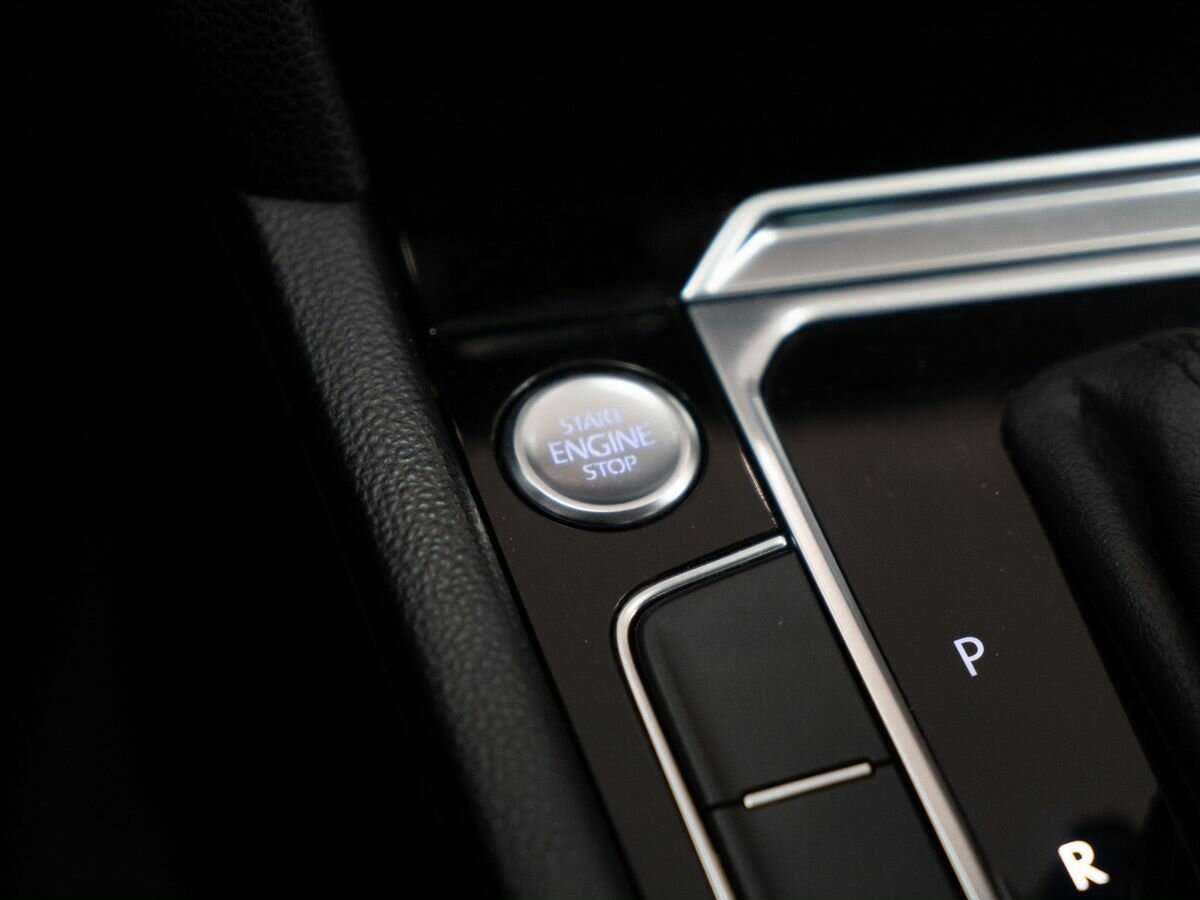 Volkswagen Passat 2017 года с пробегом. Фото: #10