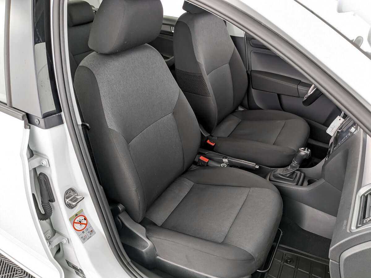 Skoda Rapid 2018 года с пробегом. Фото: #22