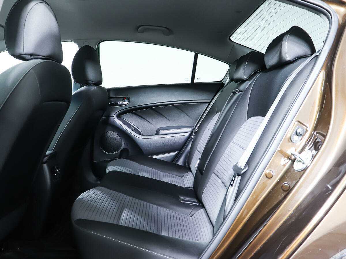 Kia Cerato 2017 года с пробегом. Фото: #9