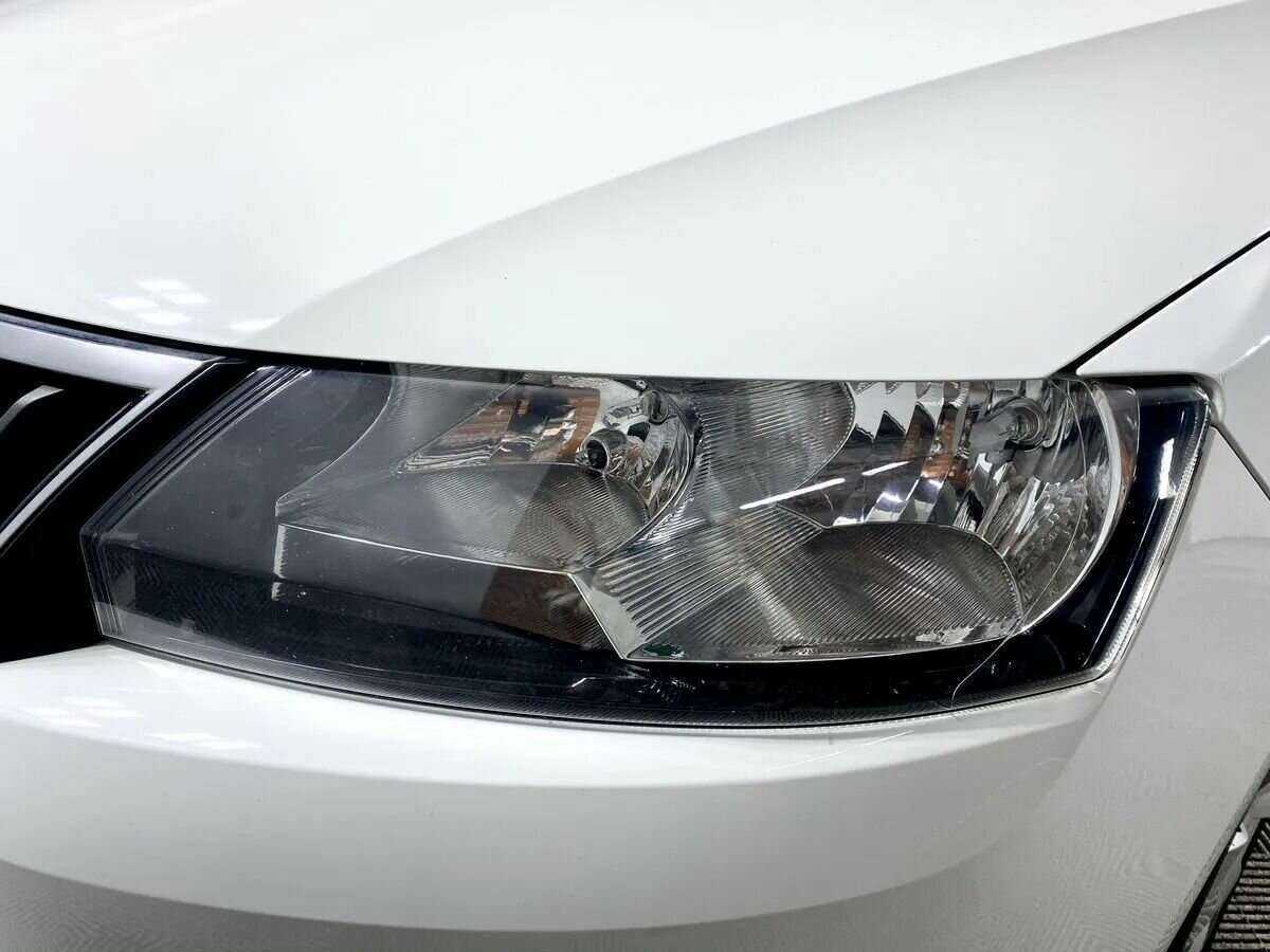 Skoda Rapid 2018 года с пробегом. Фото: #16