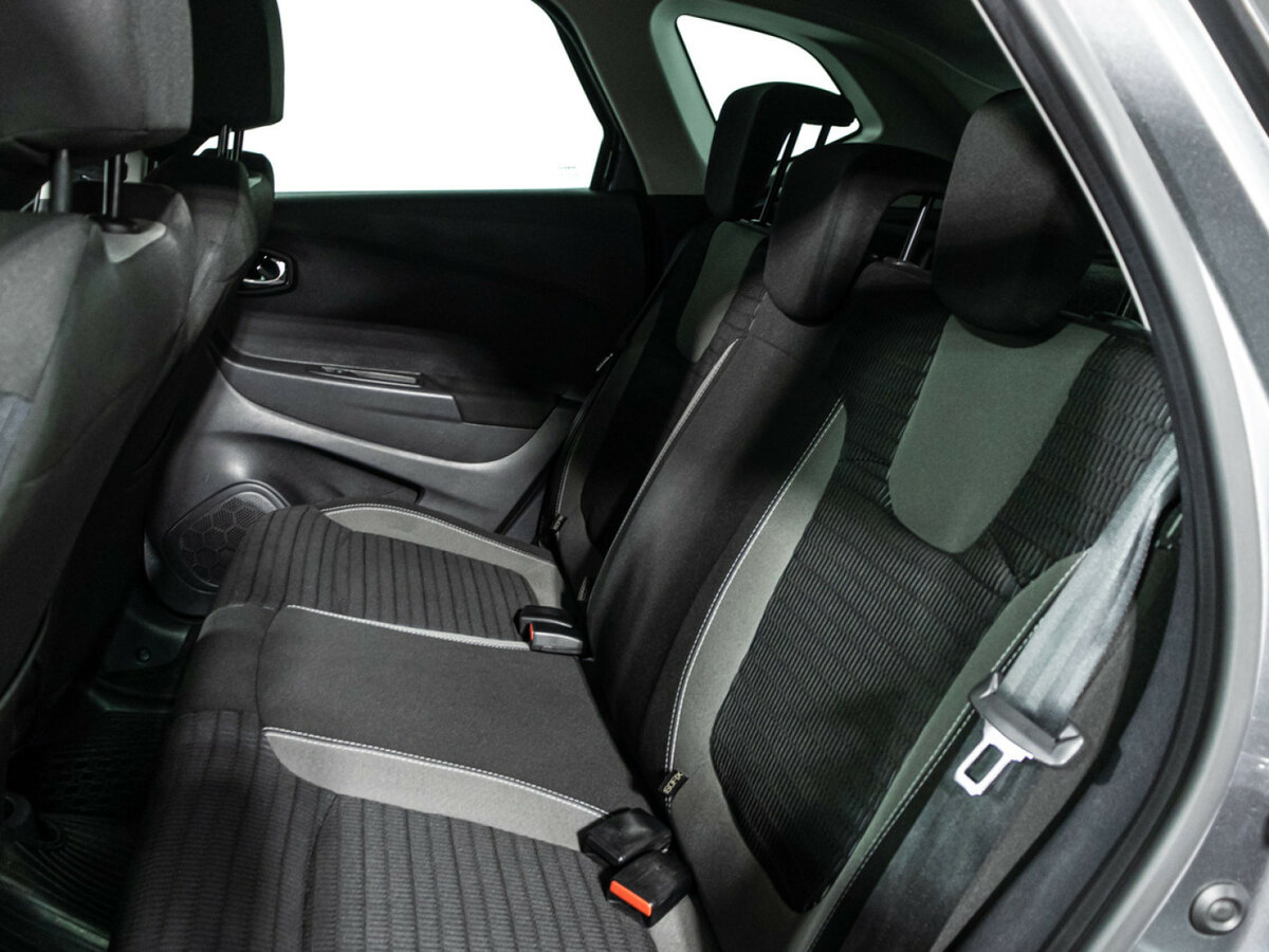 Renault Kaptur 2017 года с пробегом. Фото: #9