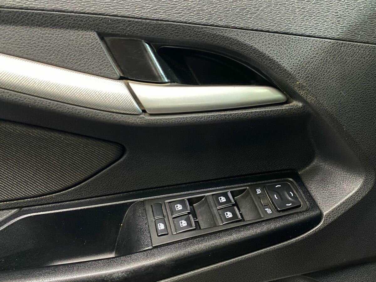 Lada (ВАЗ) Vesta 2016 года с пробегом. Фото: #15