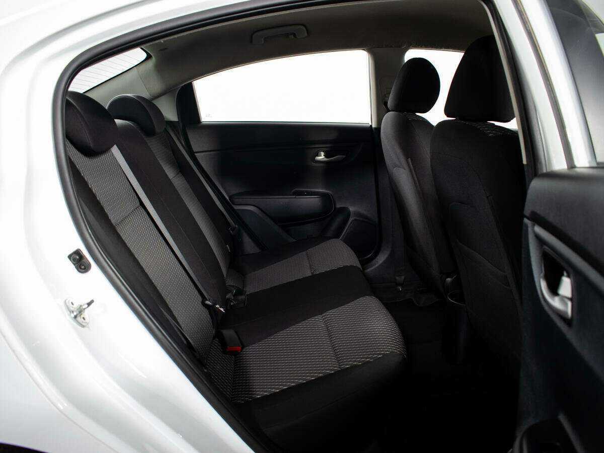 Kia Rio 2018 года с пробегом. Фото: #7