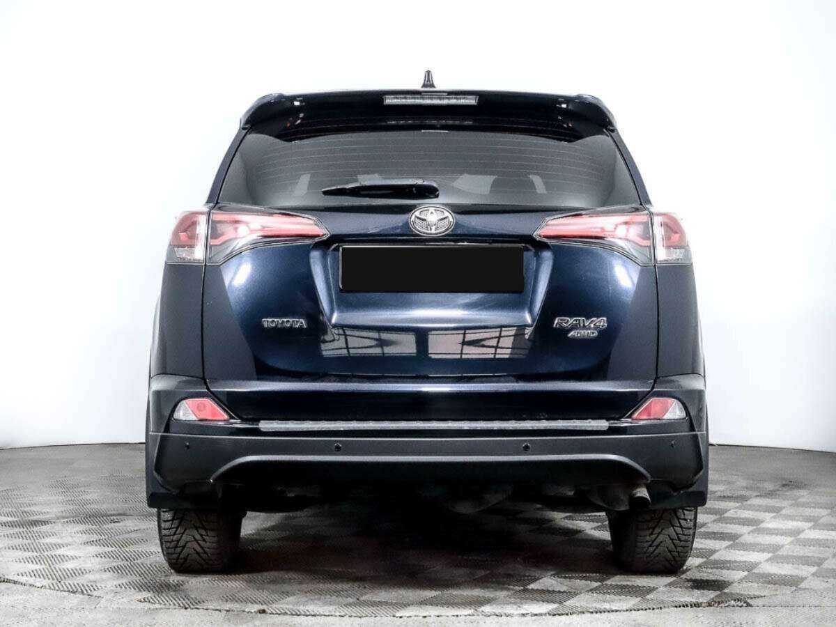 Toyota RAV4 2017 года с пробегом. Фото: #4
