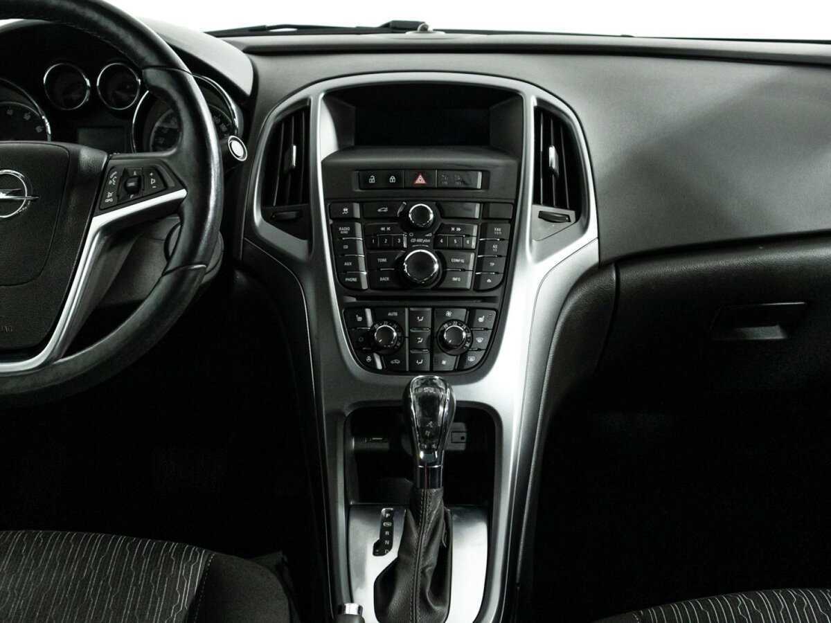 Opel Astra 2014 года с пробегом. Фото: #13