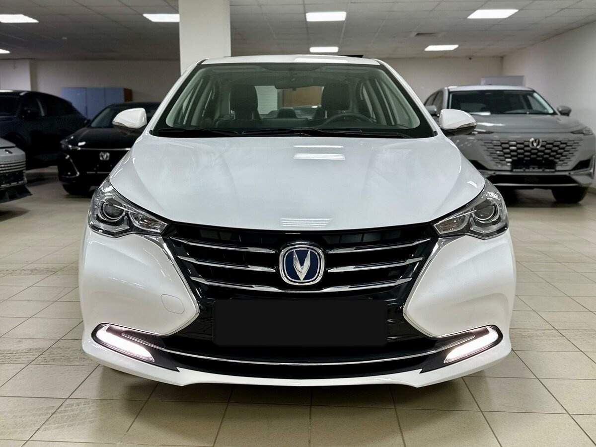 Changan Alsvin 2023 года с пробегом. Посмотреть фото