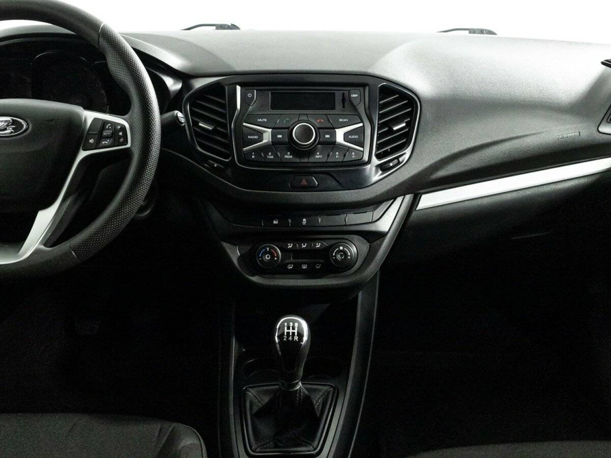 Lada (ВАЗ) Vesta 2019 года с пробегом. Фото: #13