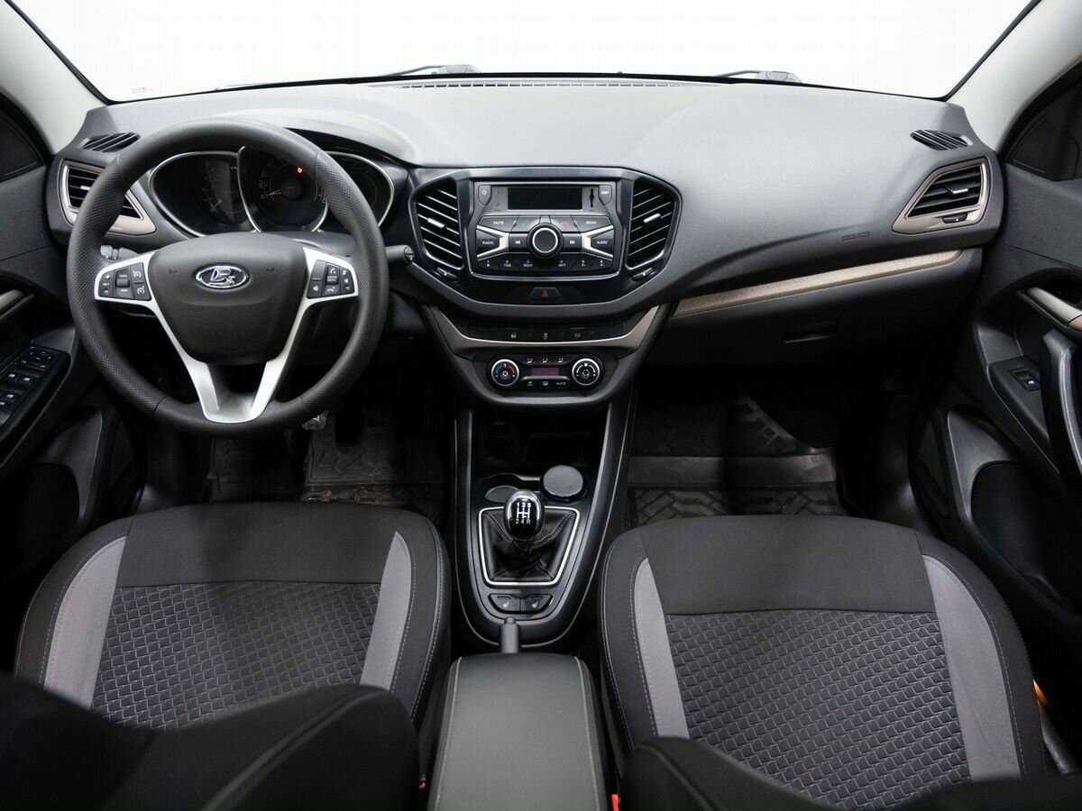 Lada (ВАЗ) Vesta 2018 года с пробегом. Фото: #14