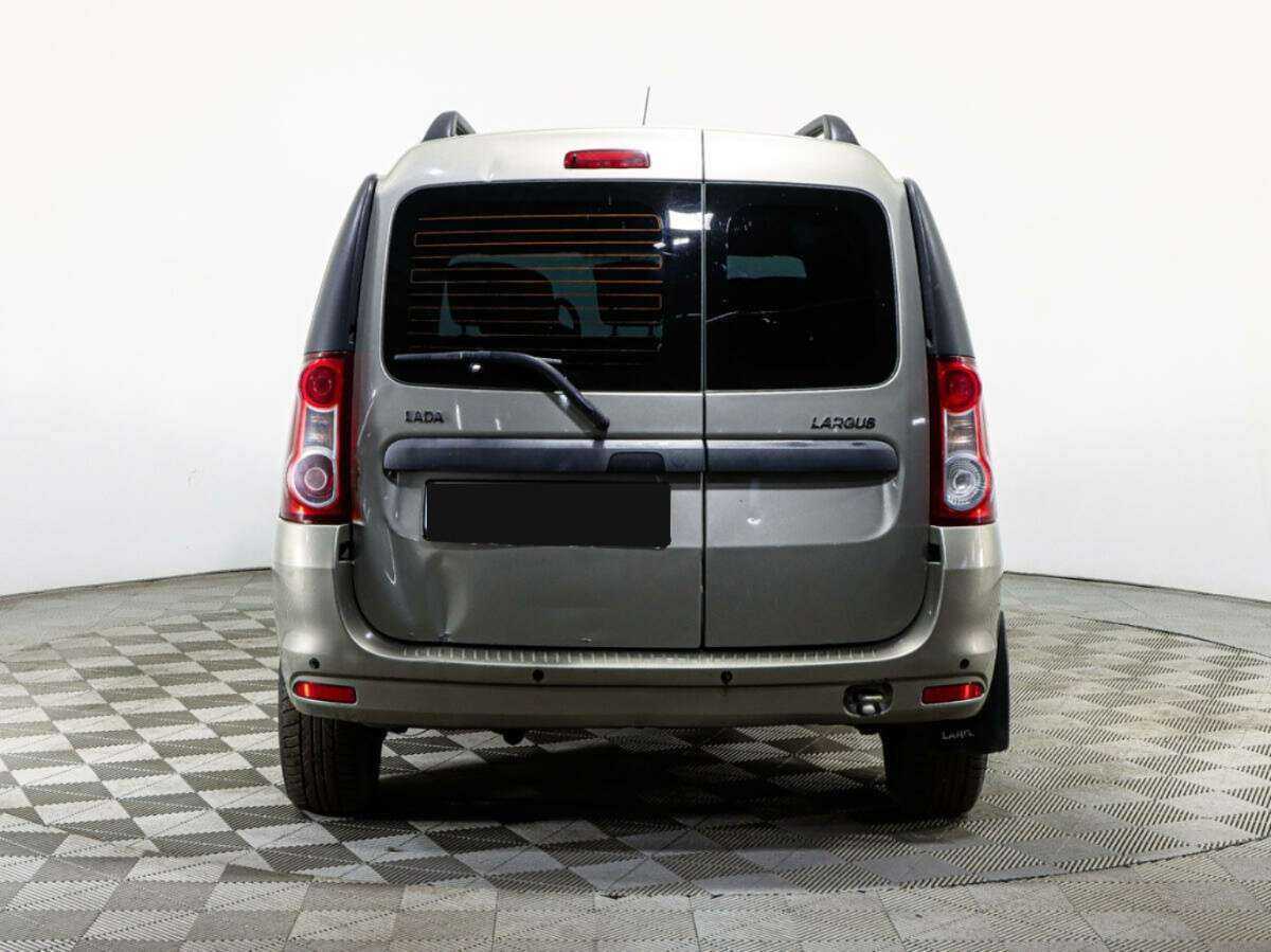 Lada (ВАЗ) Largus 2013 года с пробегом. Фото: #4