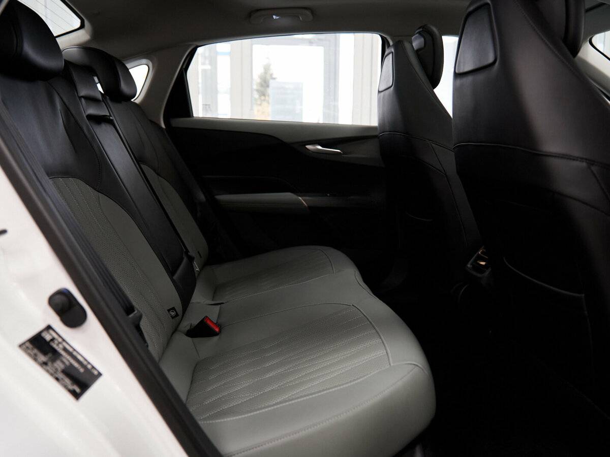 Changan Lamore 2024 года с пробегом. Фото: #24