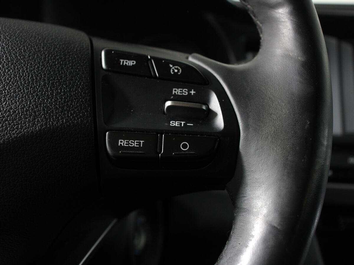 Hyundai Elantra 2020 года с пробегом. Фото: #13