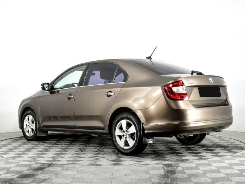 Skoda Rapid 2017 года с пробегом. Фото: #6