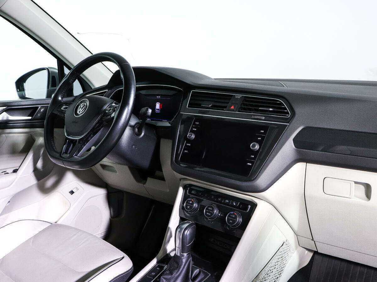 Volkswagen Tiguan 2018 года с пробегом. Фото: #8
