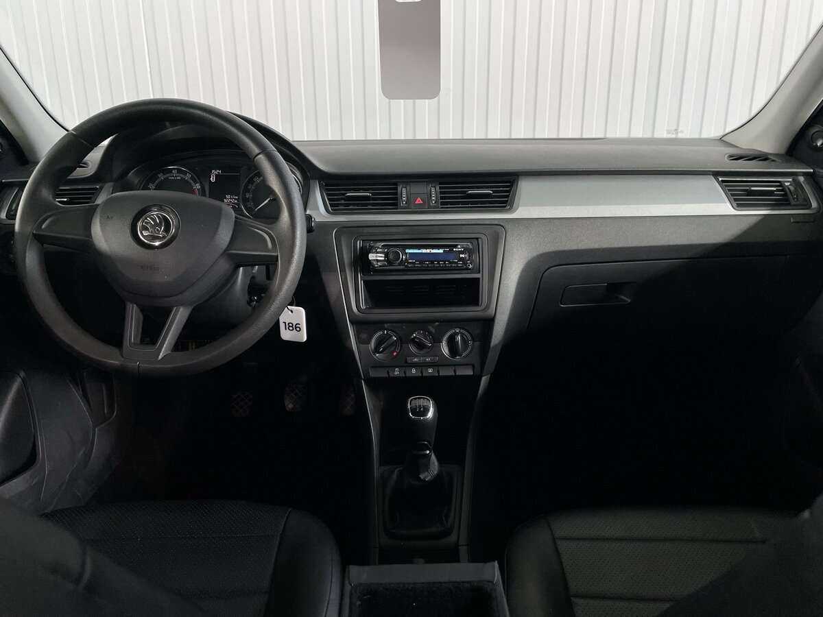 Skoda Rapid 2019 года с пробегом. Фото: #8