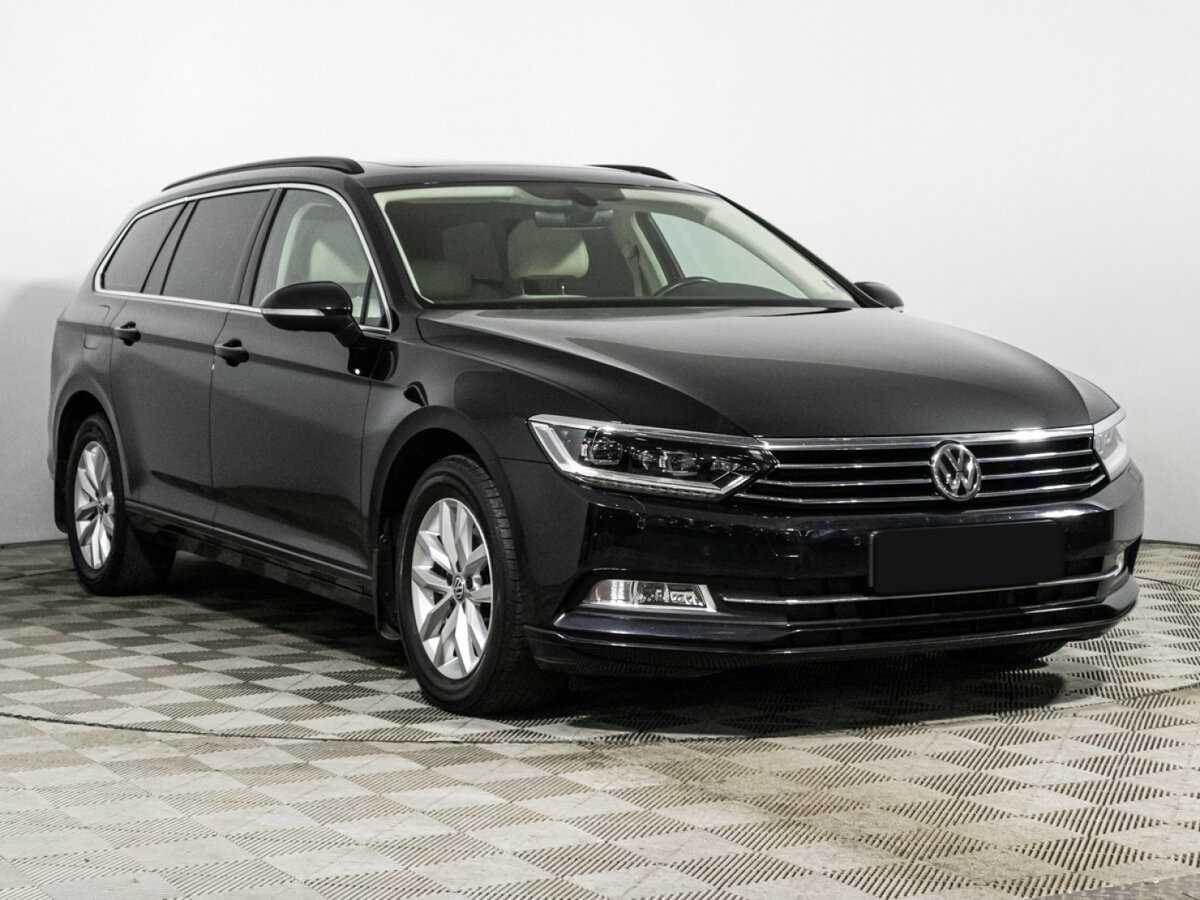Volkswagen Passat 2018 года с пробегом. Фото: #2