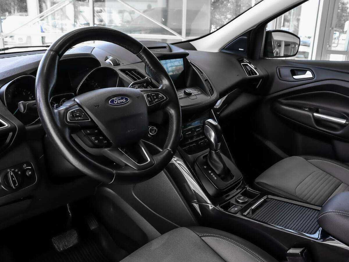 Ford Kuga 2016 года с пробегом. Фото: #8