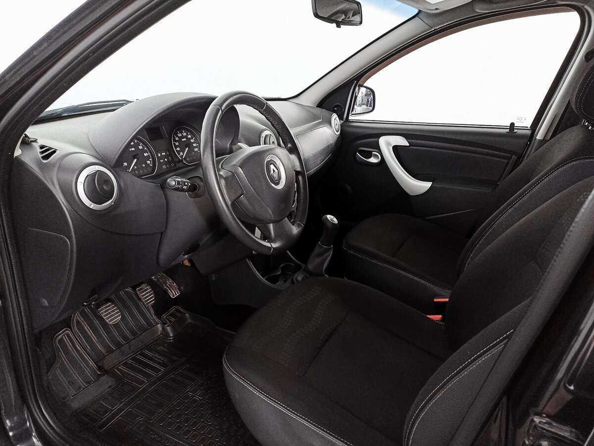 Renault Sandero 2013 года с пробегом. Фото: #11