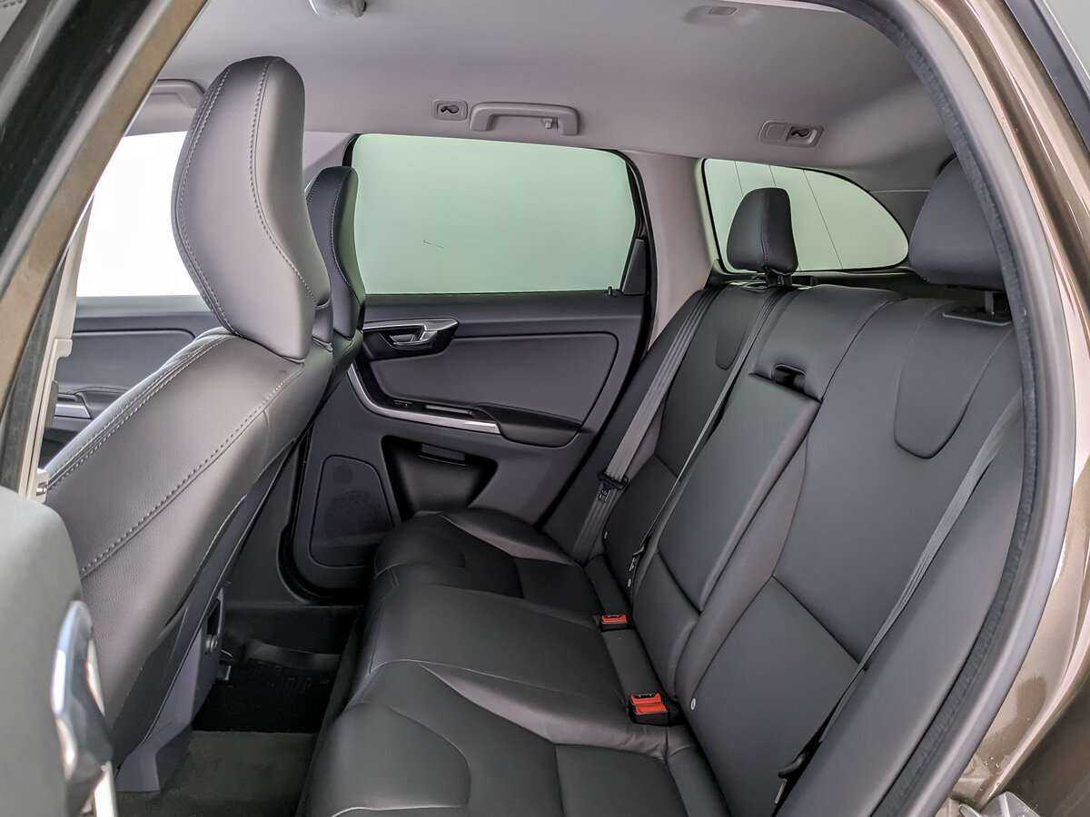 Volvo XC60 2015 года с пробегом. Фото: #11