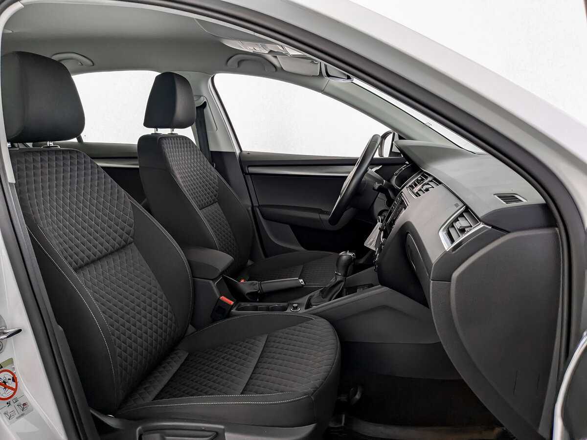 Skoda Octavia 2017 года с пробегом. Фото: #18