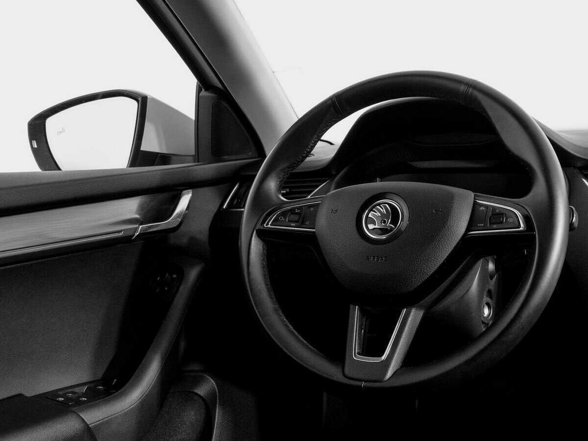 Skoda Octavia 2019 года с пробегом. Фото: #14