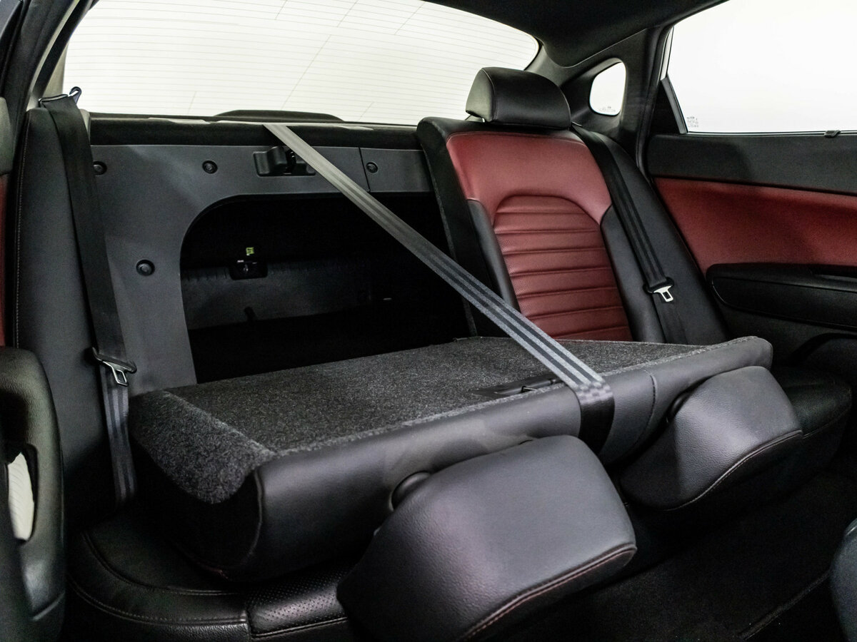 Kia Optima 2018 года с пробегом. Фото: #27