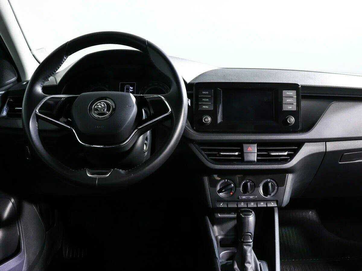 Skoda Rapid 2021 года с пробегом. Фото: #9
