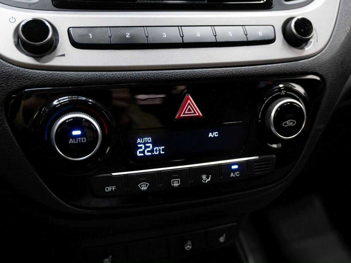 Hyundai Solaris 2018 года с пробегом. Фото: #20