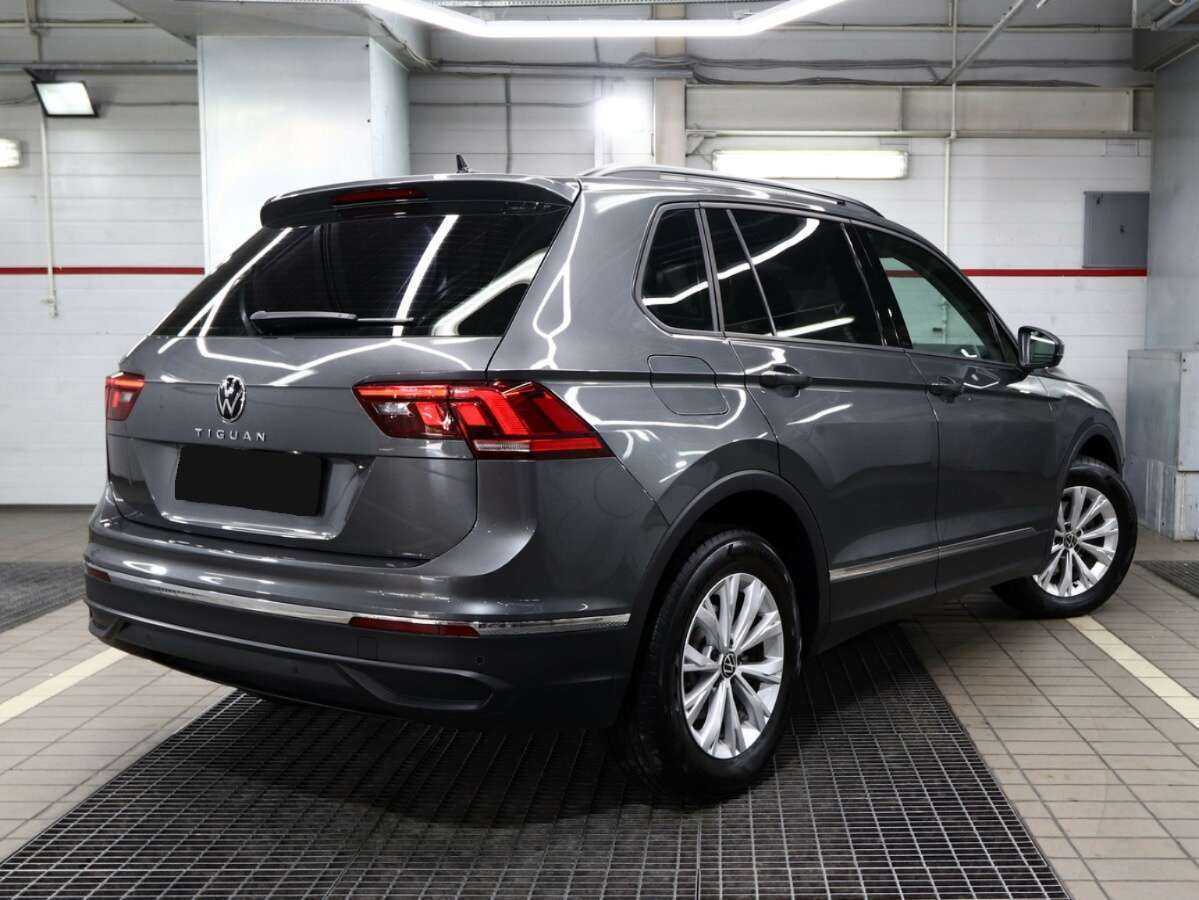 Volkswagen Tiguan 2021 года с пробегом. Фото: #4