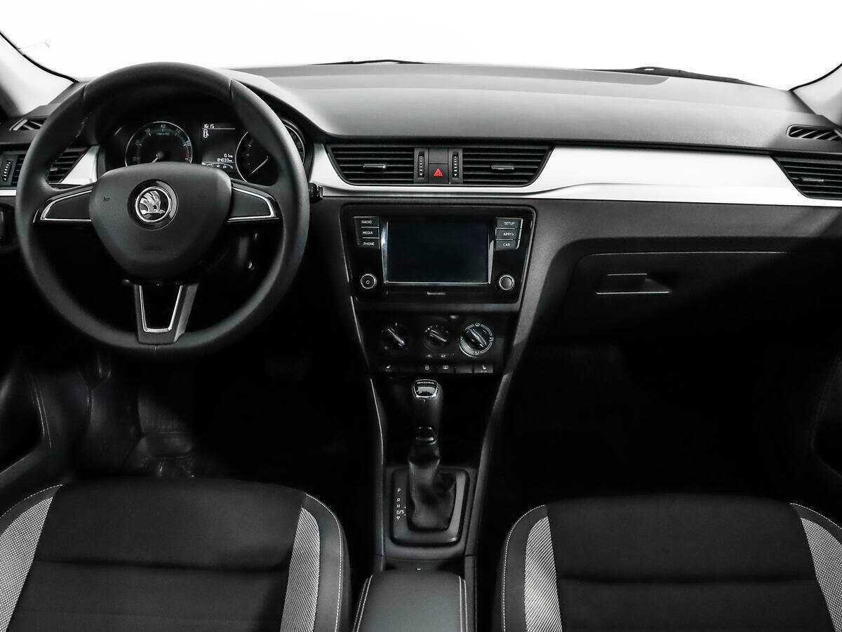 Skoda Rapid 2018 года с пробегом. Фото: #11