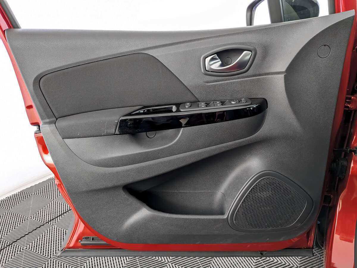 Renault Kaptur 2022 года с пробегом. Фото: #13