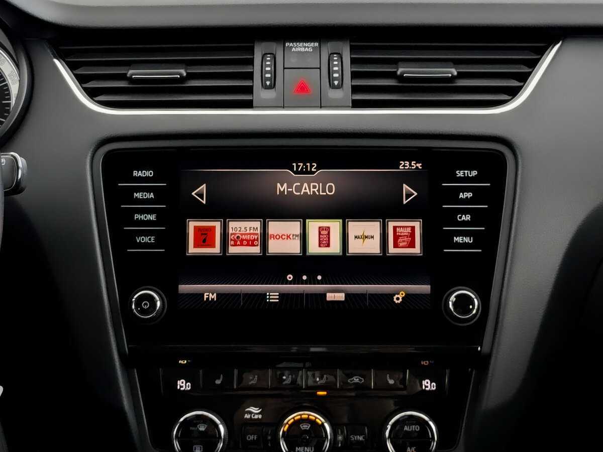 Skoda Octavia 2019 года с пробегом. Фото: #12