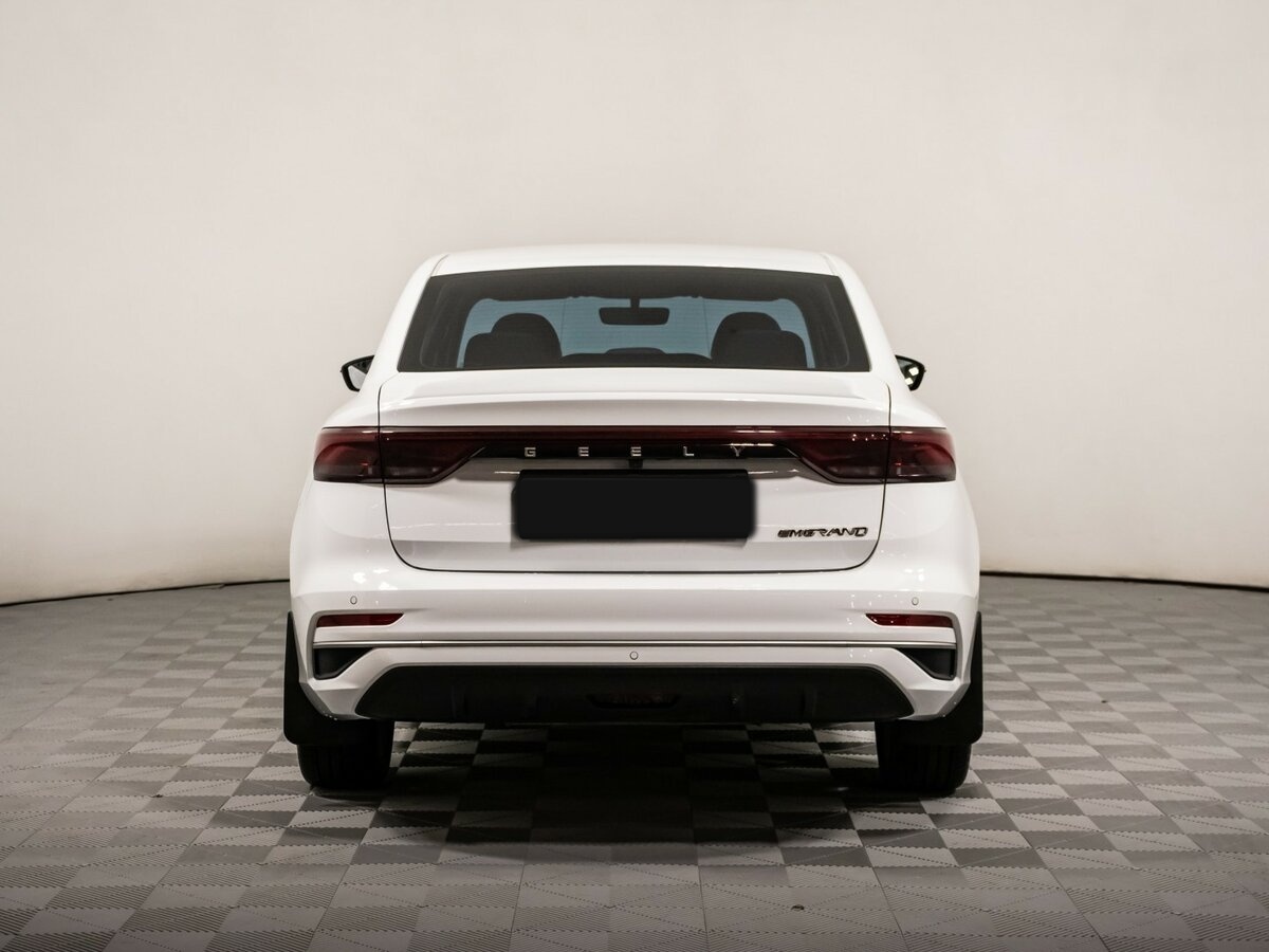 Geely Emgrand 2023 года с пробегом. Фото: #4