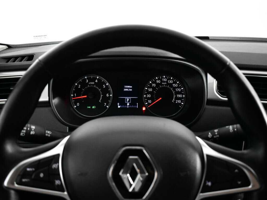 Renault Arkana 2021 года с пробегом. Фото: #10