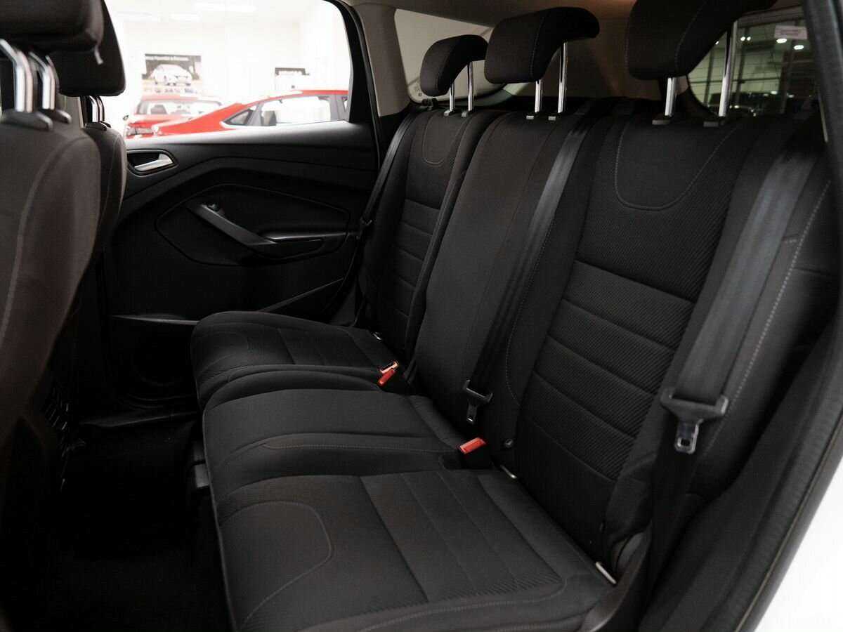 Ford Kuga 2014 года с пробегом. Фото: #6