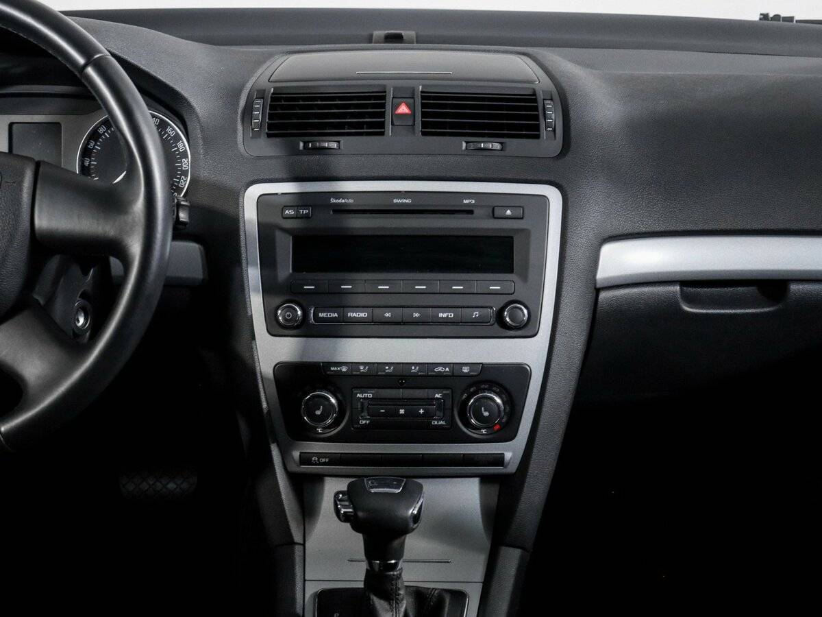 Skoda Octavia 2012 года с пробегом. Фото: #10