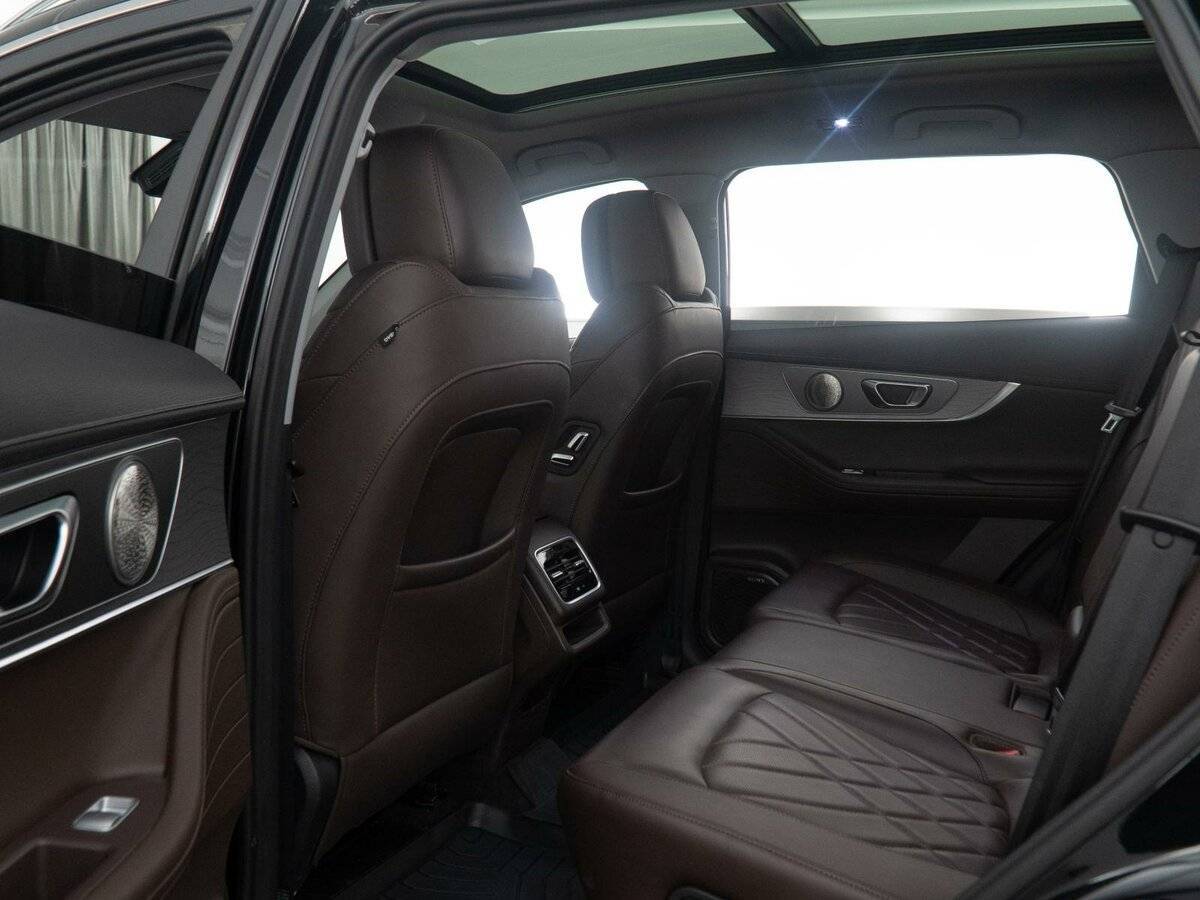 Chery Tiggo 8 Pro 2023 года с пробегом. Фото: #10