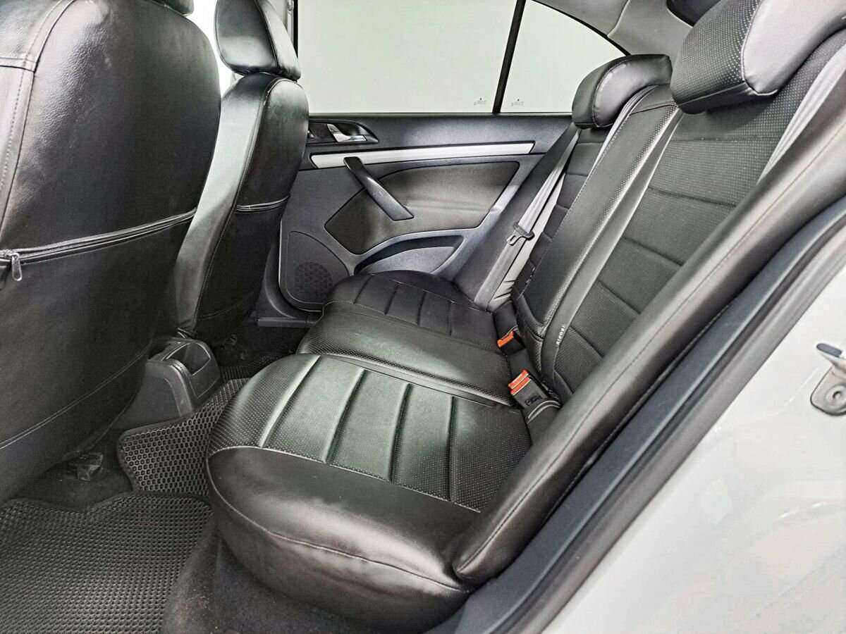 Skoda Octavia 2012 года с пробегом. Фото: #9