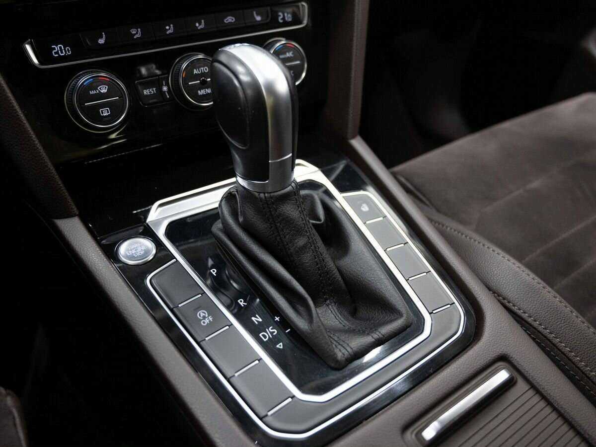 Volkswagen Passat 2016 года с пробегом. Фото: #24