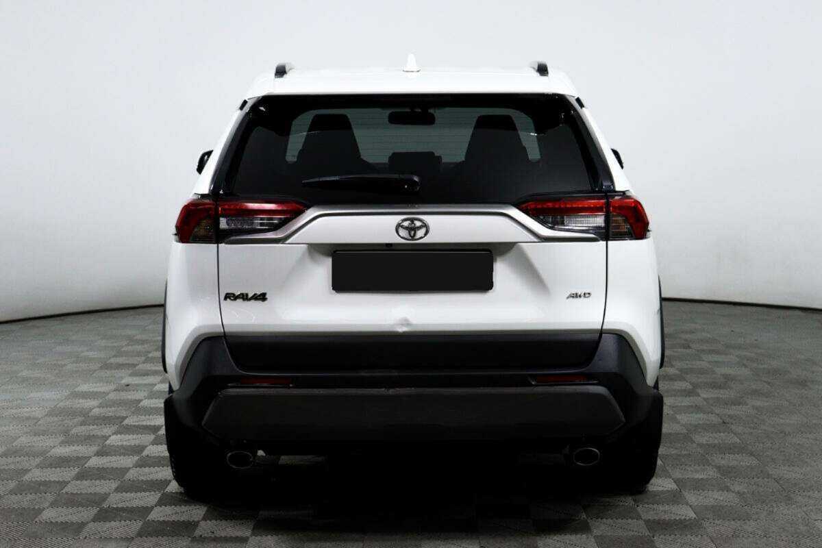 Toyota RAV4 2020 года с пробегом. Фото: #5