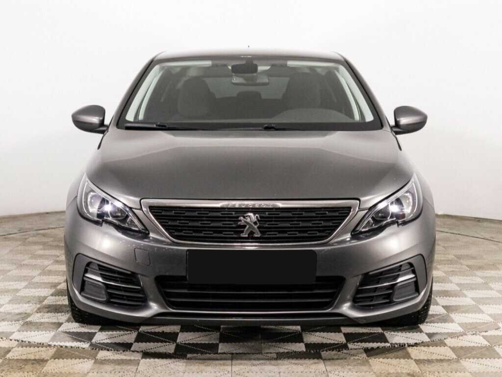 Peugeot 308 2018 года с пробегом. Фото: #1