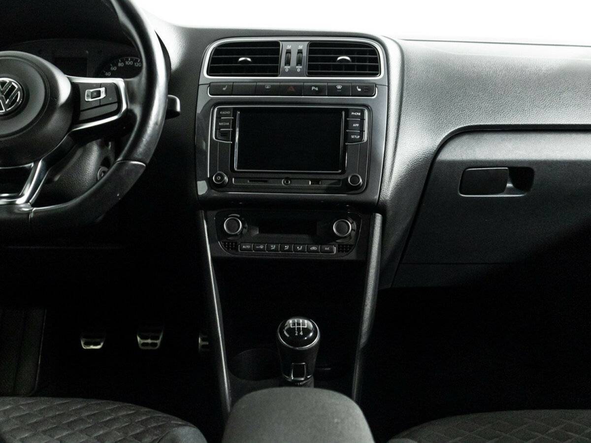 Volkswagen Polo 2018 года с пробегом. Фото: #13