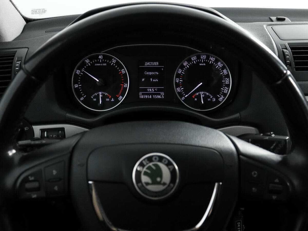 Skoda Octavia 2013 года с пробегом. Фото: #16