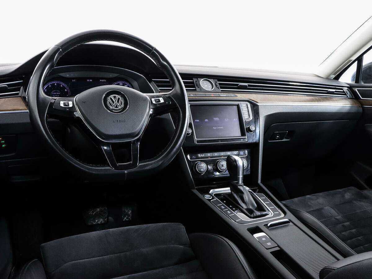 Volkswagen Passat 2016 года с пробегом. Фото: #10