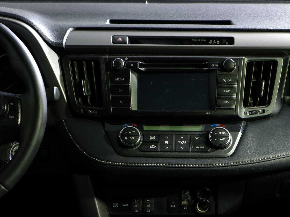Toyota RAV4 2015 года с пробегом. Фото: #10