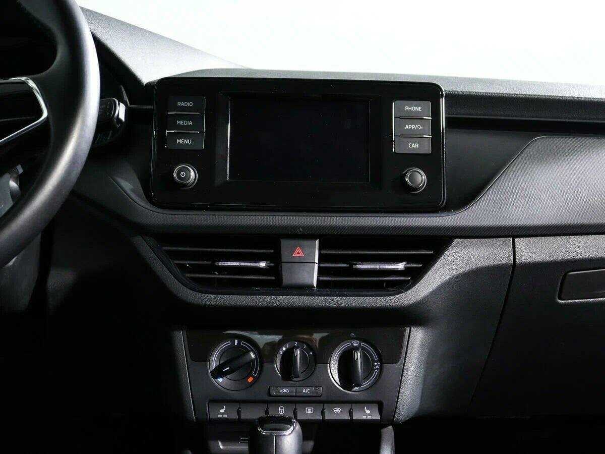 Skoda Rapid 2021 года с пробегом. Фото: #10