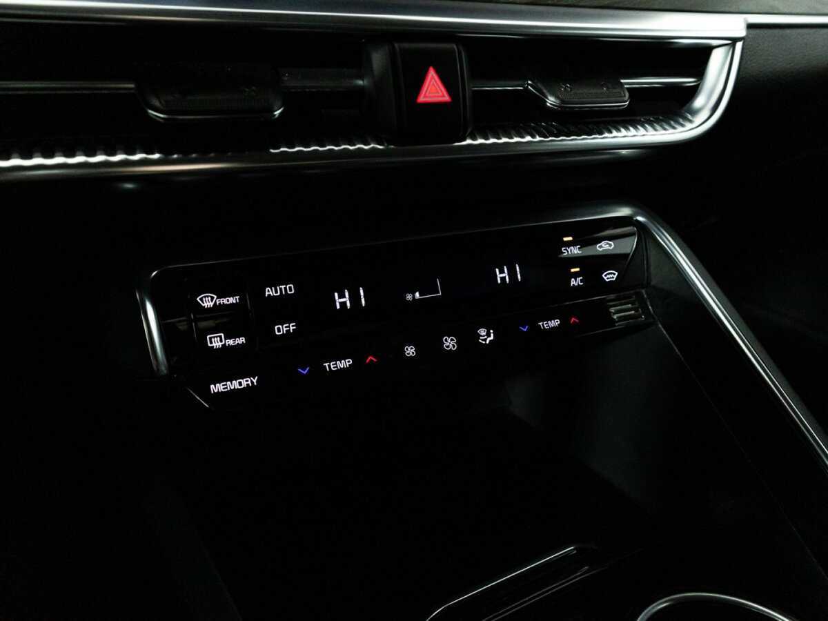 Kia K5 2021 года с пробегом. Фото: #19