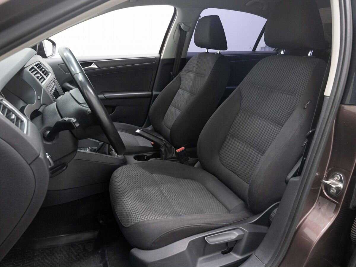 Volkswagen Jetta 2014 года с пробегом. Фото: #9