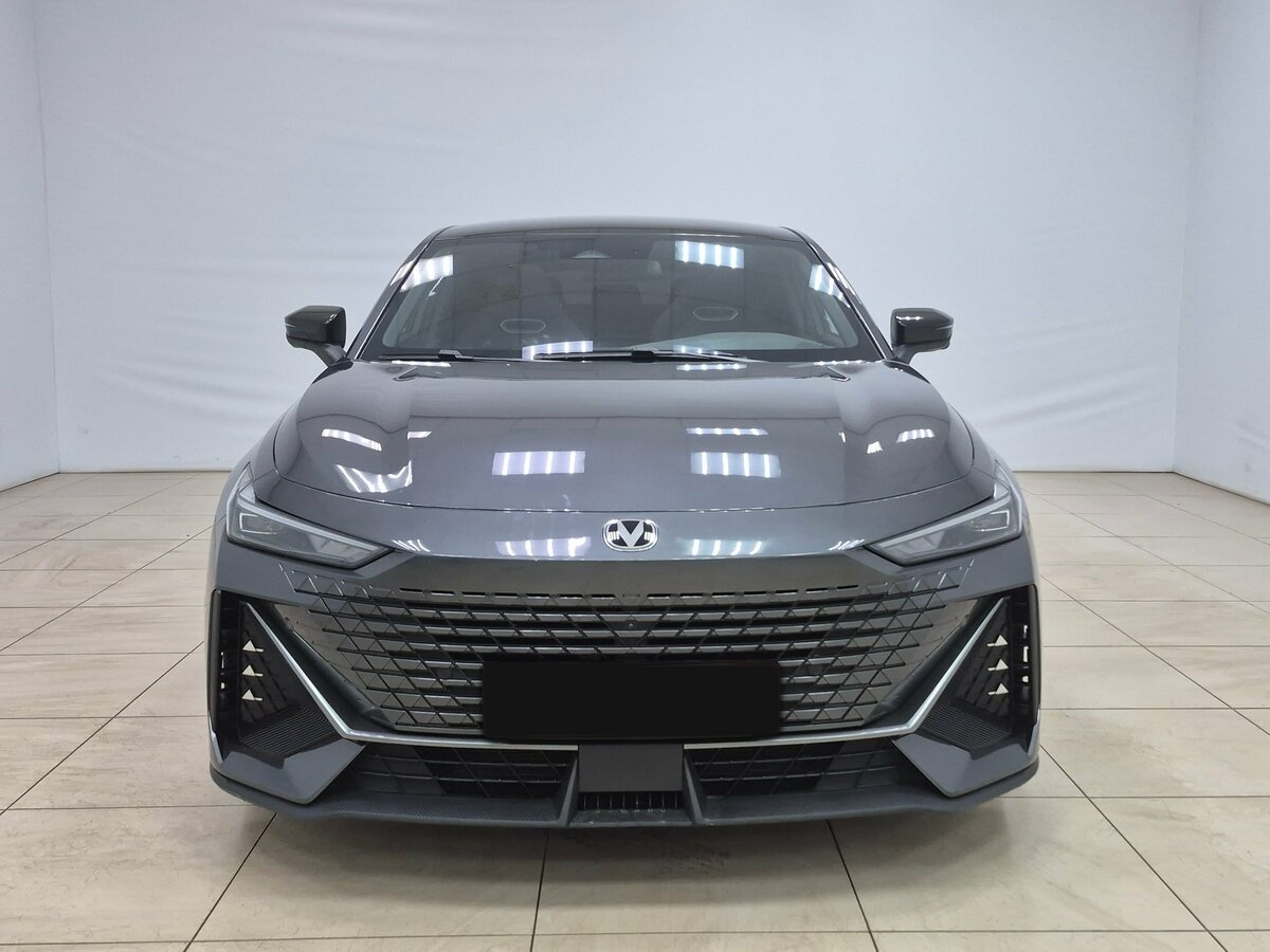 Changan UNI-V 2024 года с пробегом. Фото: #1